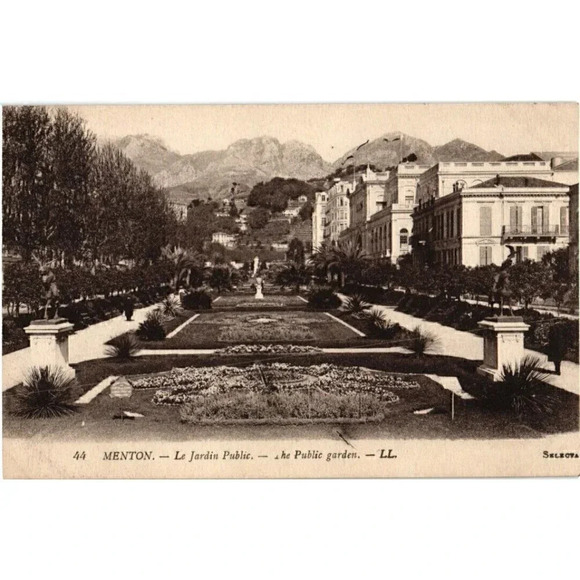 MENTON- Le Jardin Public- Menton, France Postcard - Picture 1 of 2